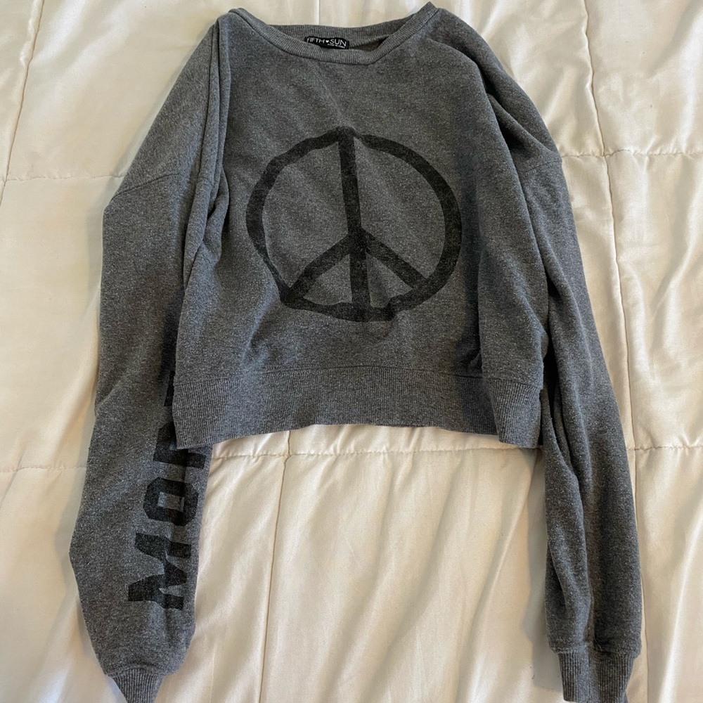 peace cropped hoodie!
